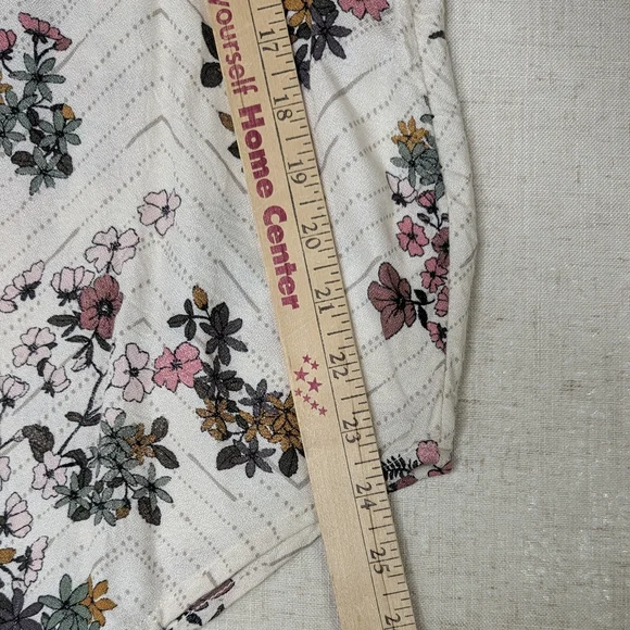 Maurices Floral Sleeveless Button-Down Boho Top - Large - Picture 10 of 13
